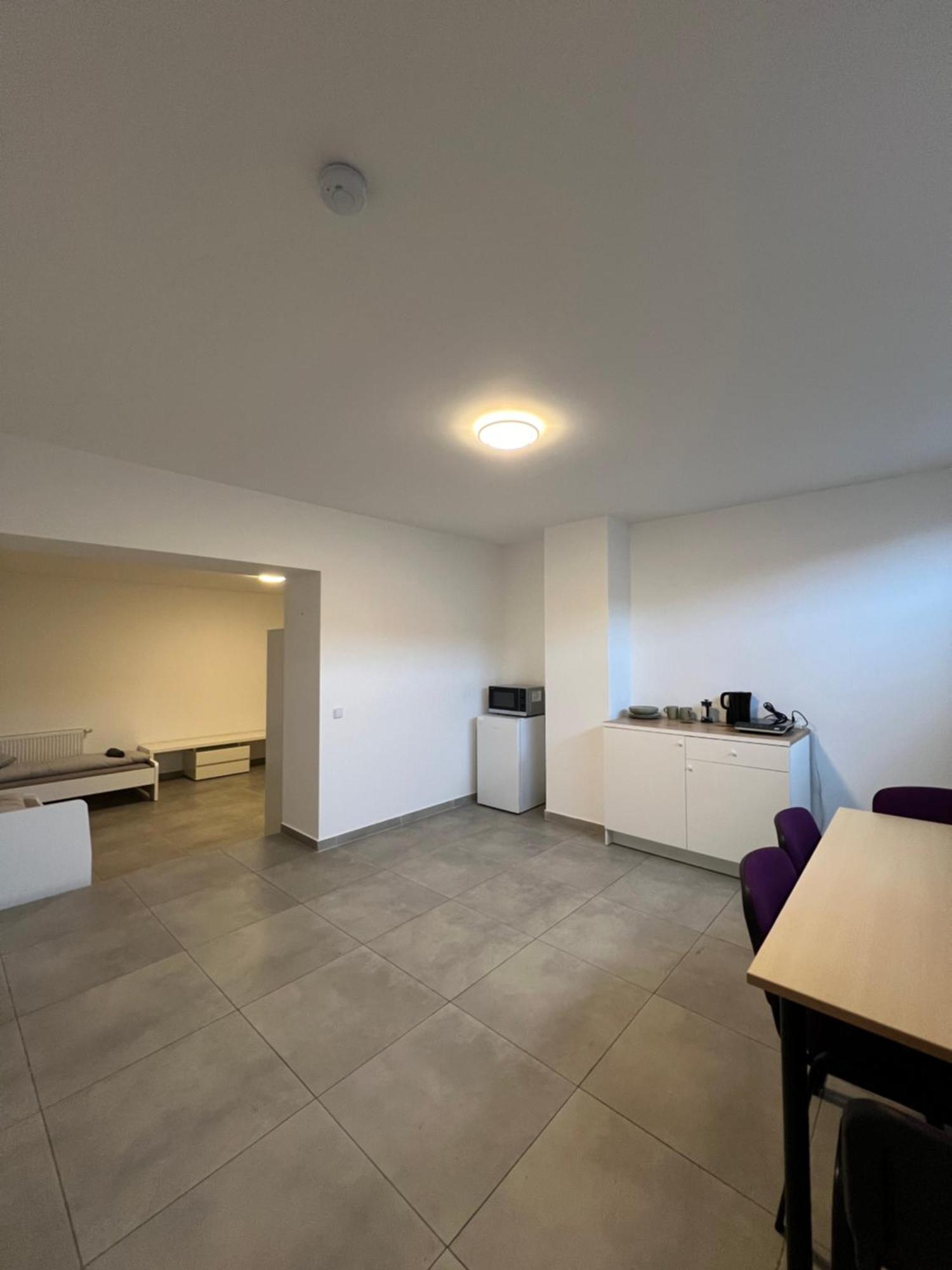 Hotel Mieterlux Frankfurt Heusenstamm Habitación foto