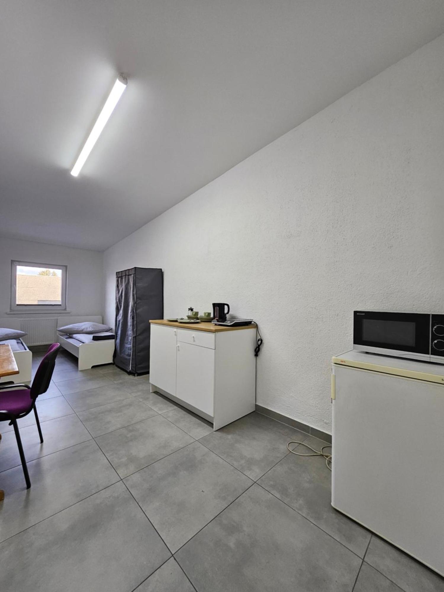 Hotel Mieterlux Frankfurt Heusenstamm Habitación foto